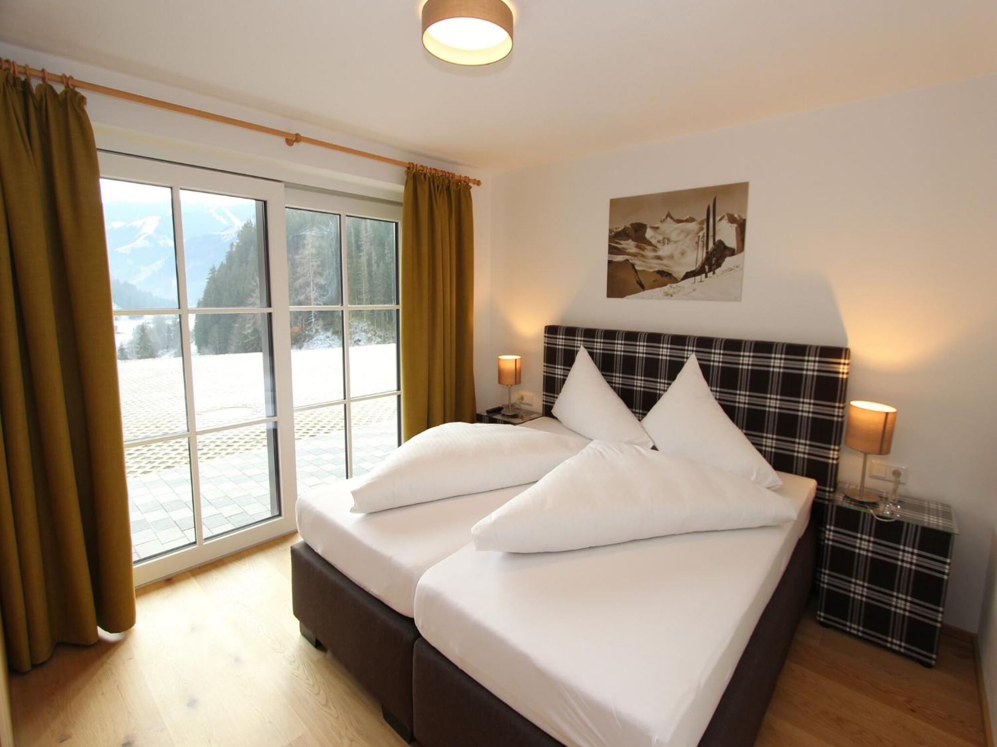 Modern Chalet With Sauna Near Ski Area In Saalbach Hinterglemm Salzburgerland Exteriör bild