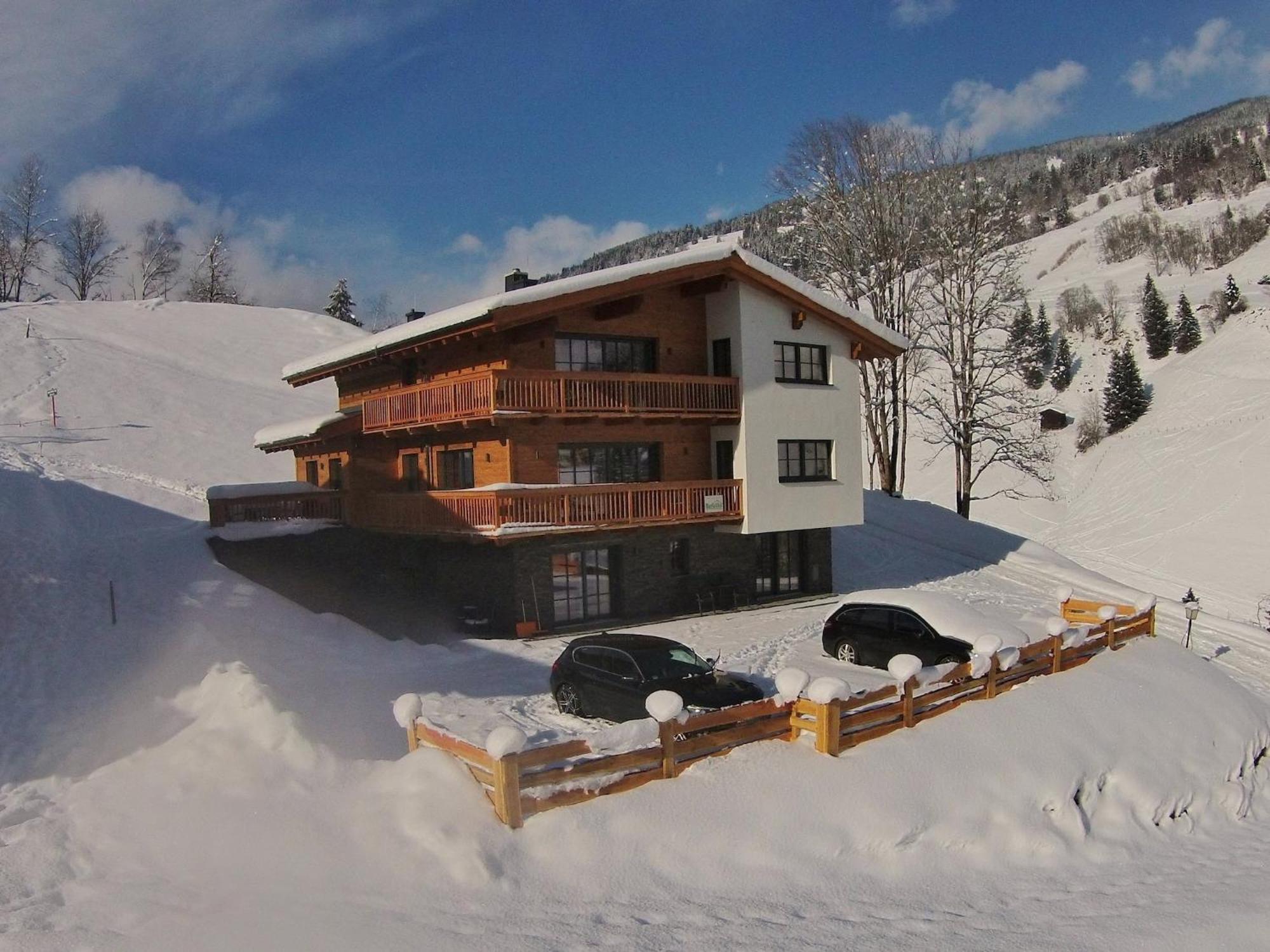 Modern Chalet With Sauna Near Ski Area In Saalbach Hinterglemm Salzburgerland Exteriör bild